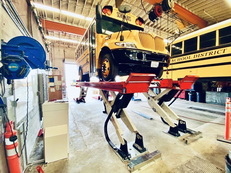 maintaining electric buses using Stertil-Koni vehicle lifts